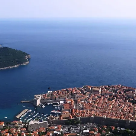 Cozy In With Terrace Villa Dubrovnik